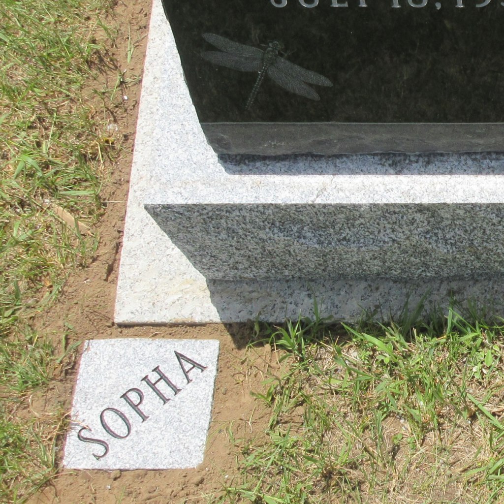 View footstones and cornerstones